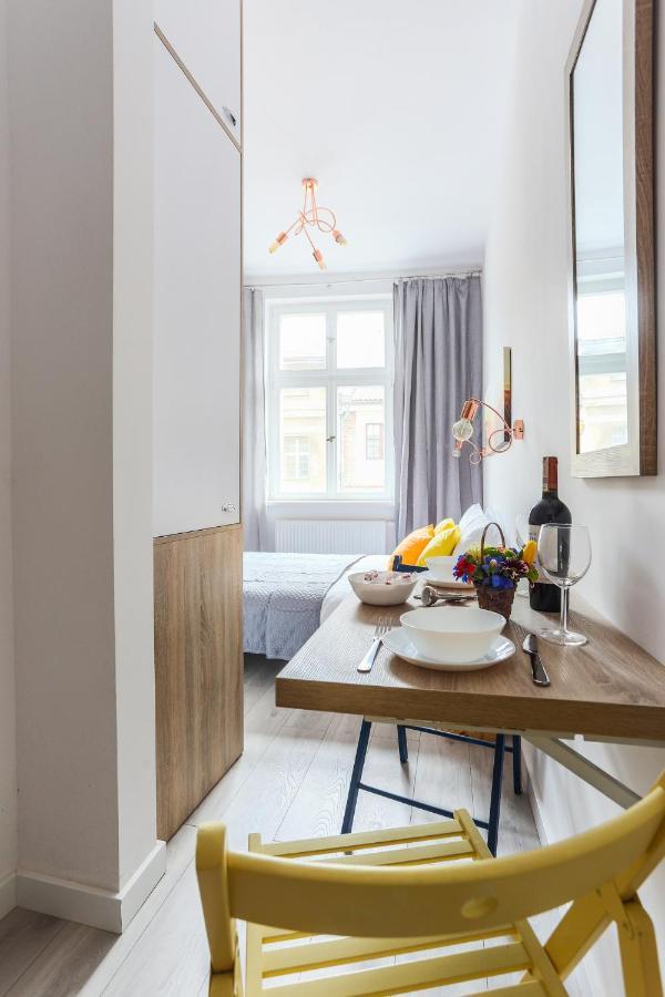 Stary Toruń Simply Modern Apartment מראה חיצוני תמונה